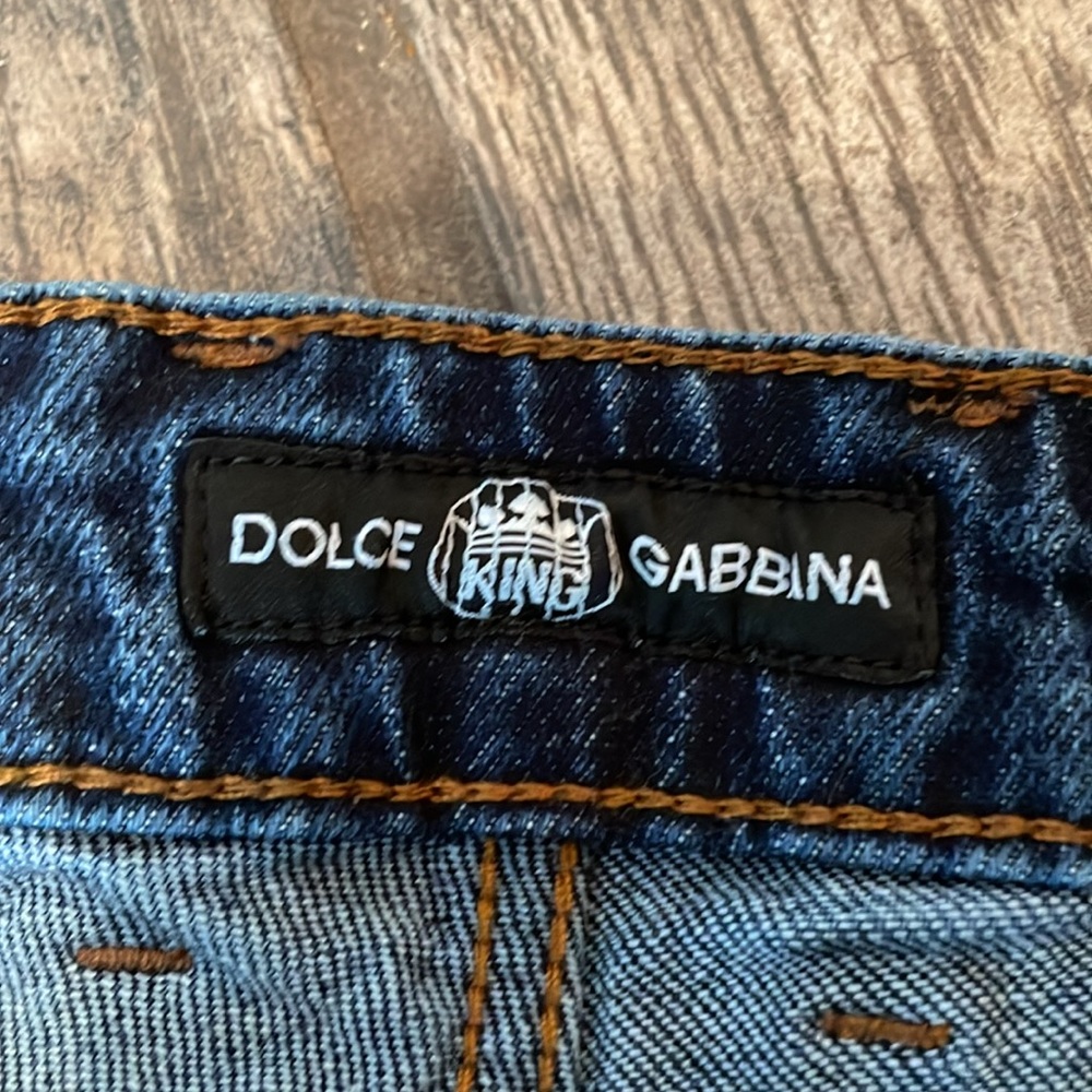 Dolce and Gabbana Jeans. Size: W: 38, L:33.